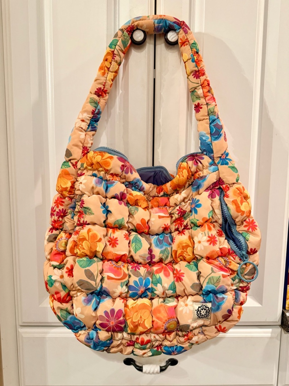 Natural Life puffer shoulder bag